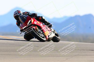 media/Jan-08-2022-SoCal Trackdays (Sat) [[1ec2777125]]/Turn 9 (125pm)/